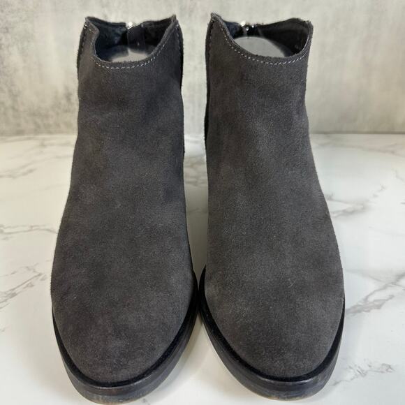 Dolce Vita Tucker Ankle Booties Dark Gray Womens Size 6.5 Suede Leather Mid Top - Picture 2 of 7